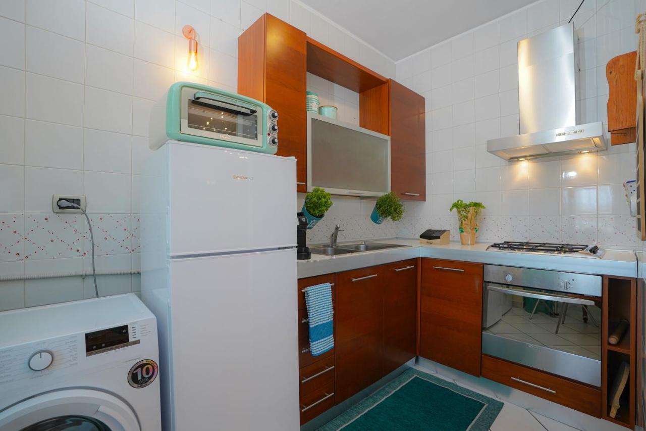La Casa Di Azzurra Centro Citta Appartamento Fino A 4 Posti Letto E 2 Bagni Foggia Ngoại thất bức ảnh