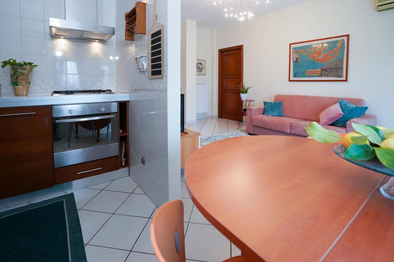 La Casa Di Azzurra Centro Citta Appartamento Fino A 4 Posti Letto E 2 Bagni Foggia Ngoại thất bức ảnh
