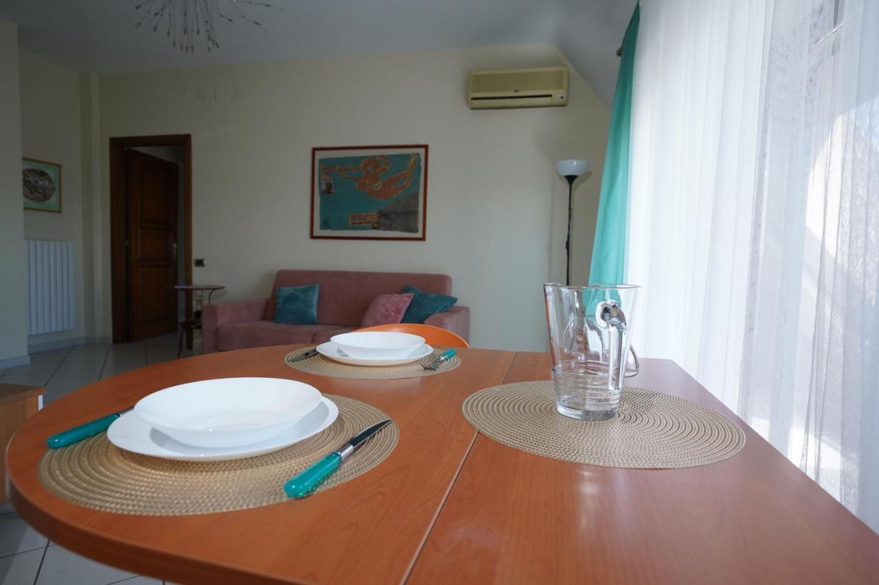 La Casa Di Azzurra Centro Citta Appartamento Fino A 4 Posti Letto E 2 Bagni Foggia Ngoại thất bức ảnh